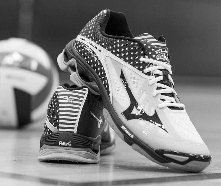 Choosing the Best Volleyball Shoes for Performance