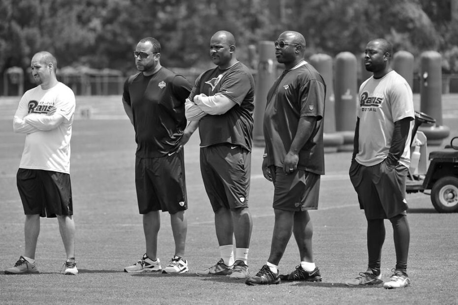 How Much Do Scouts Make in the NFL