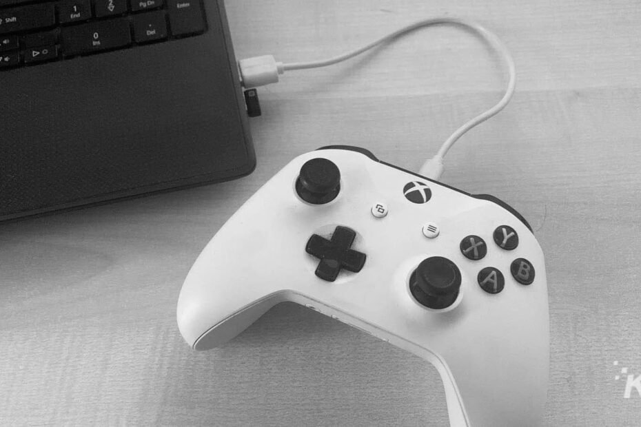 How To Connect Xbox Controller To PC