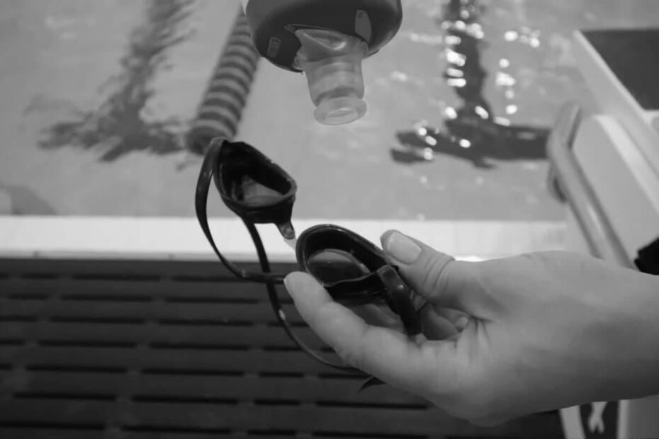 How to Clean Swim Goggles