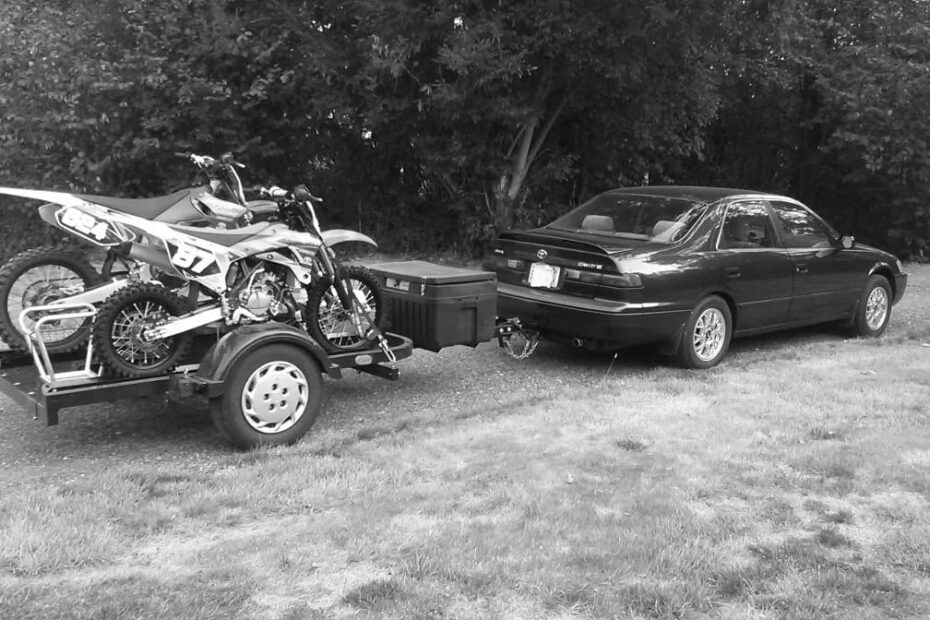 How to Transport Motorcycle With a Camry