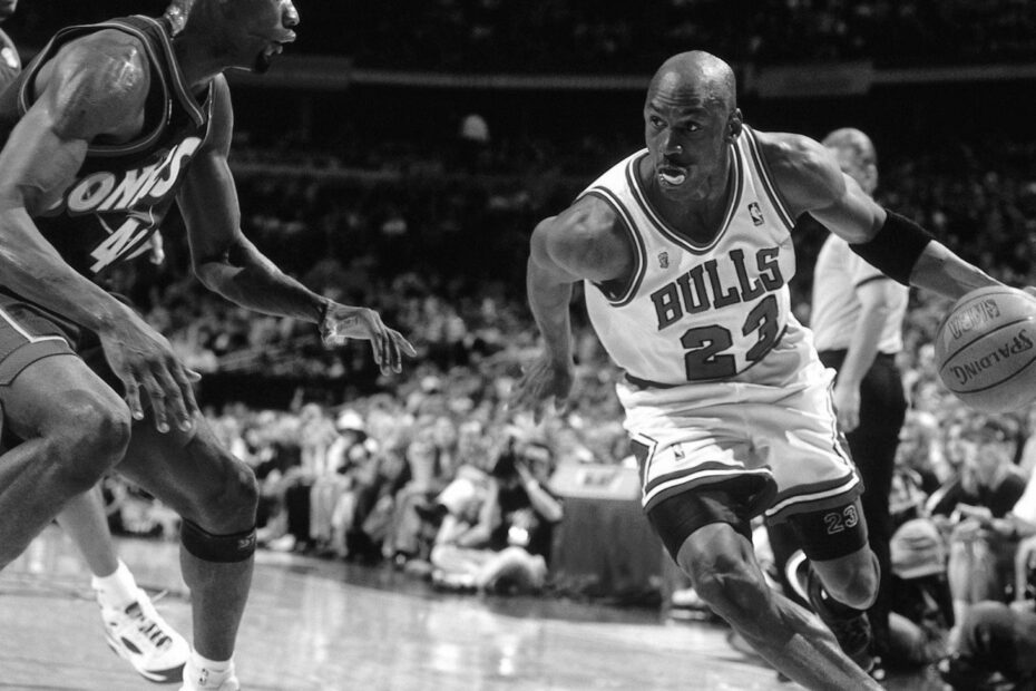 Top 10 NBA Players of All Time