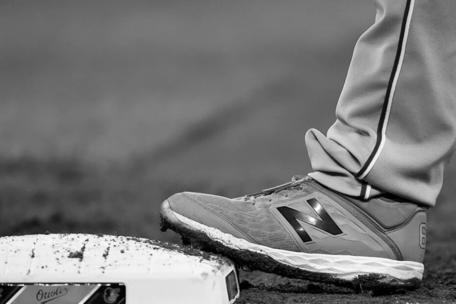 Top New Balance Baseball Cleats Today
