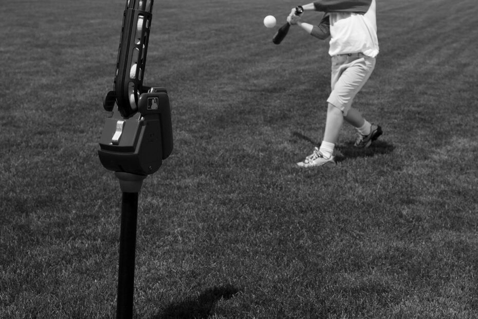 baseball pitching machine