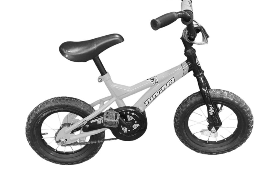novara kids biking