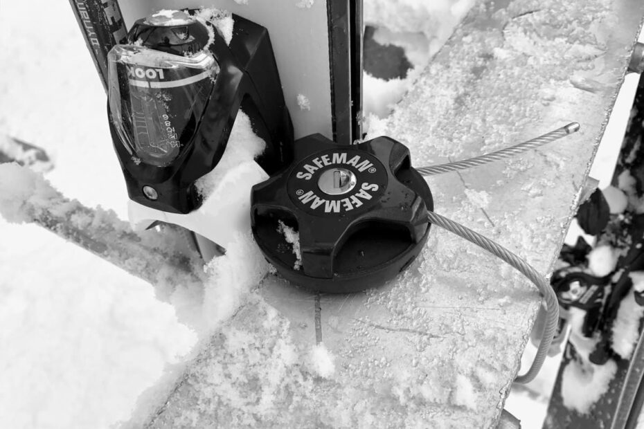 Best Snowboard Locks to Prevent Theft