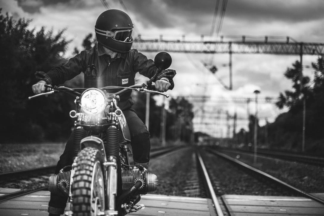 Essential Summer Motorcycle Gear for Riders