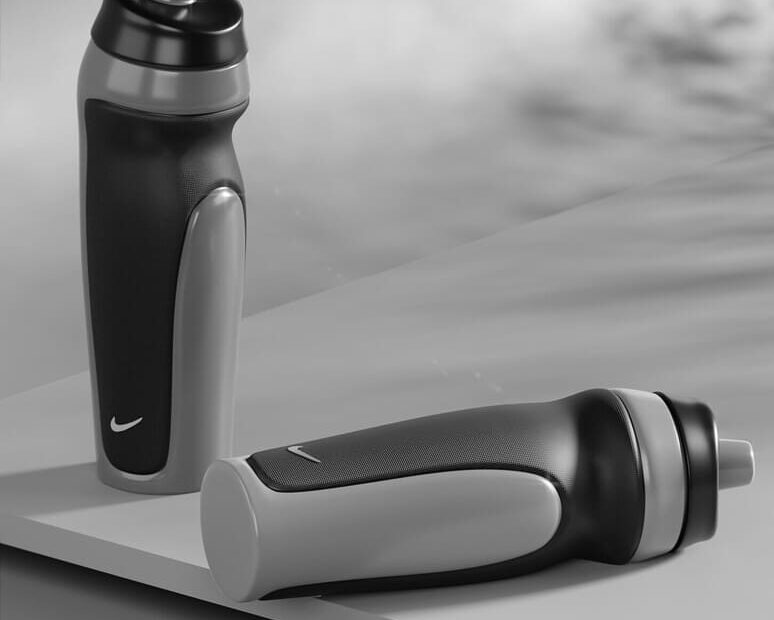The Best 5 Nike Water Bottles for Athletes