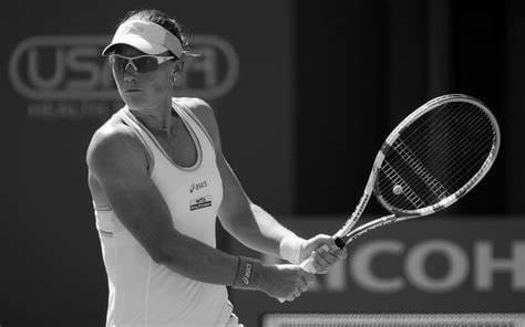 Top Sunglasses Brands for Tennis Enthusiasts
