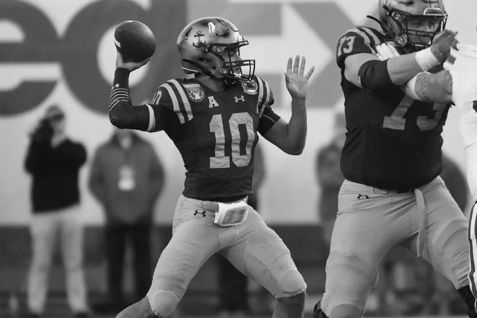 Best Navy Midshipmen Football Players of All Time