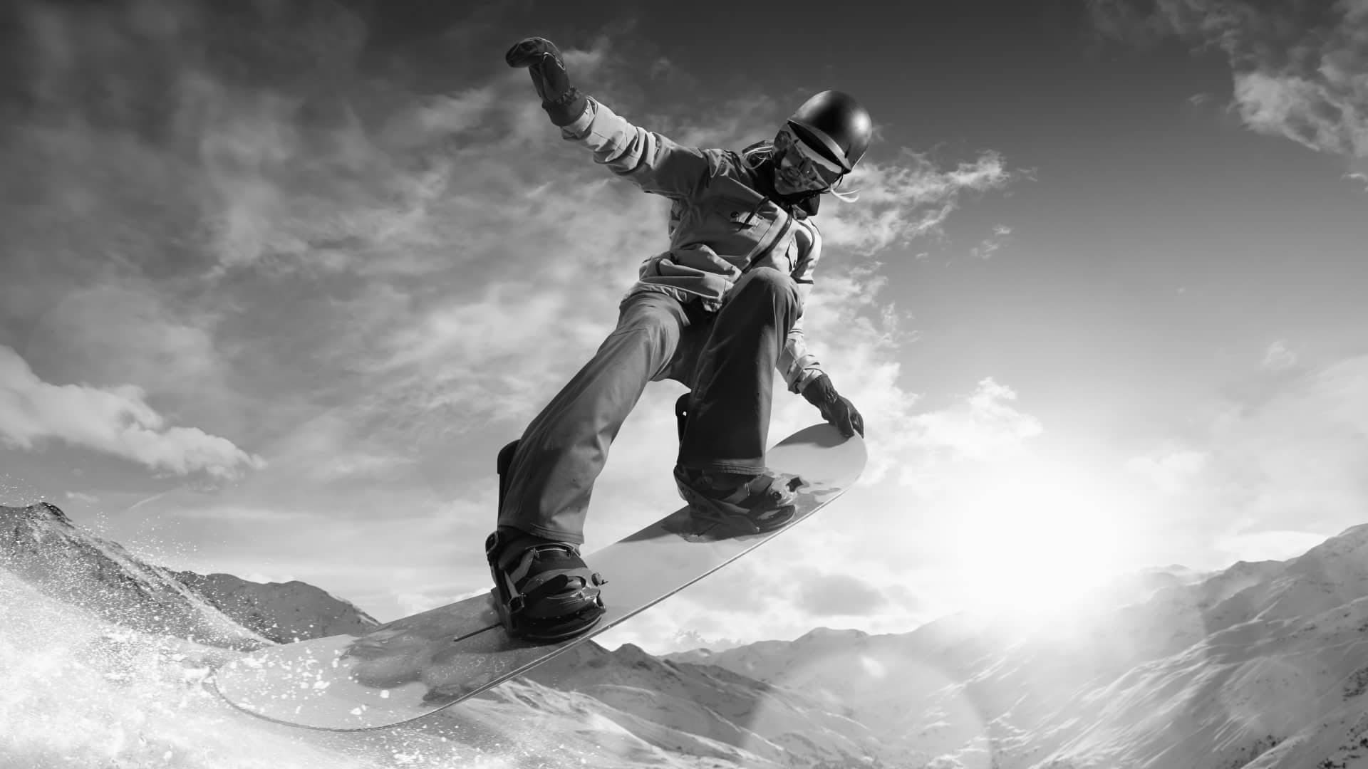 Best Snowboard Boots for Women Reviewed