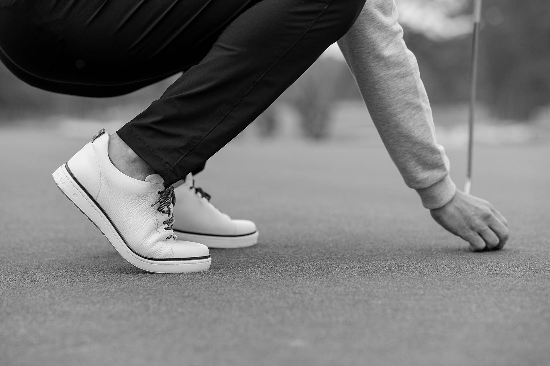 Best Spikeless Golf Shoes for Performance