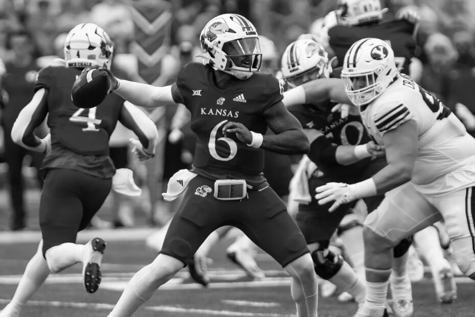 Greatest Kansas Jayhawks Football Players in History