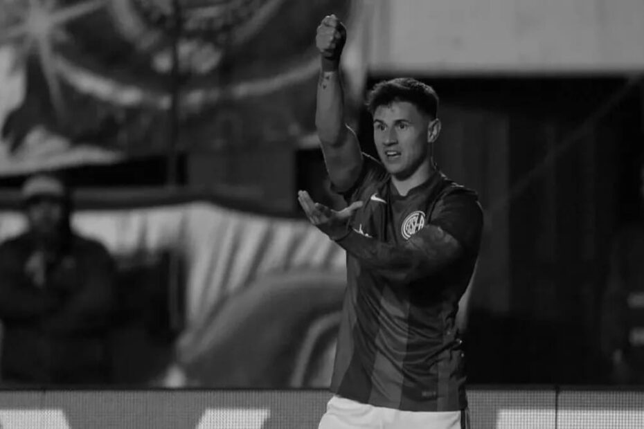 Nacional Asuncion Icons and Champions