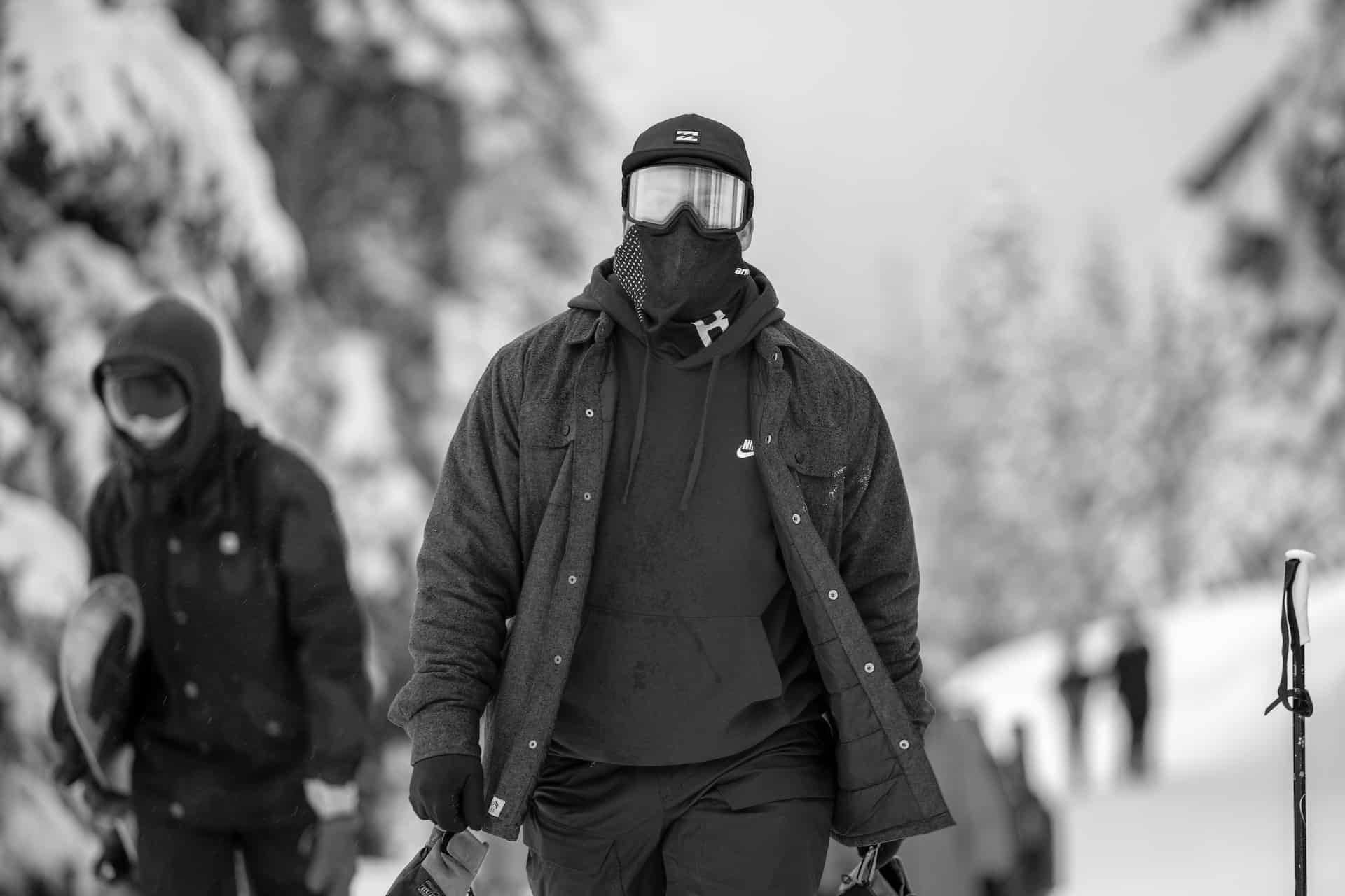Top 10 Snowboard Hoodies for Winter Sports