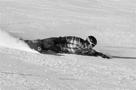 Top 5 Carving Snowboards for Precision Turns