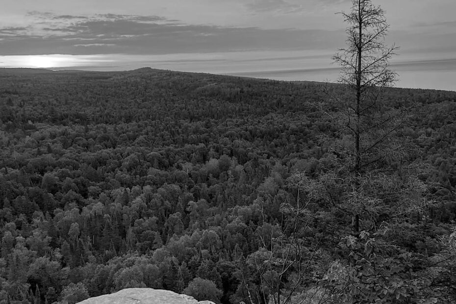Best Hiking Trails in Grand Forks MN