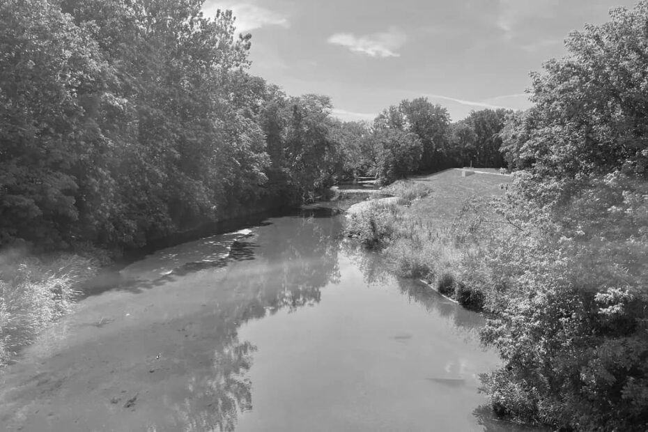 Best Hiking Trails in West Des Moines IA