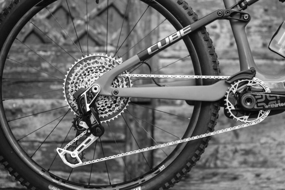 Best 9 speed Bike Chains and Chain Guides