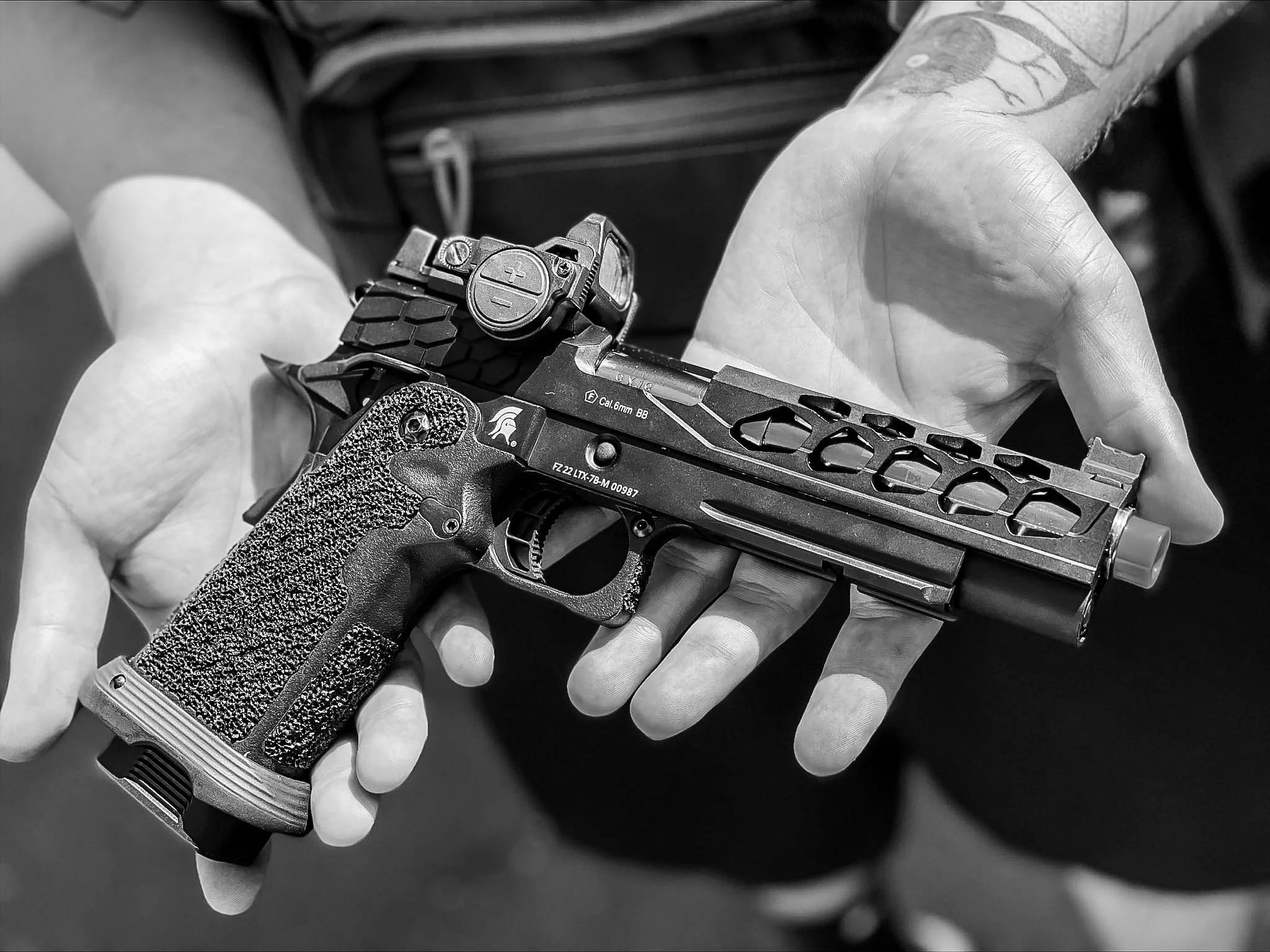 Best Airsoft Guns & Accessories