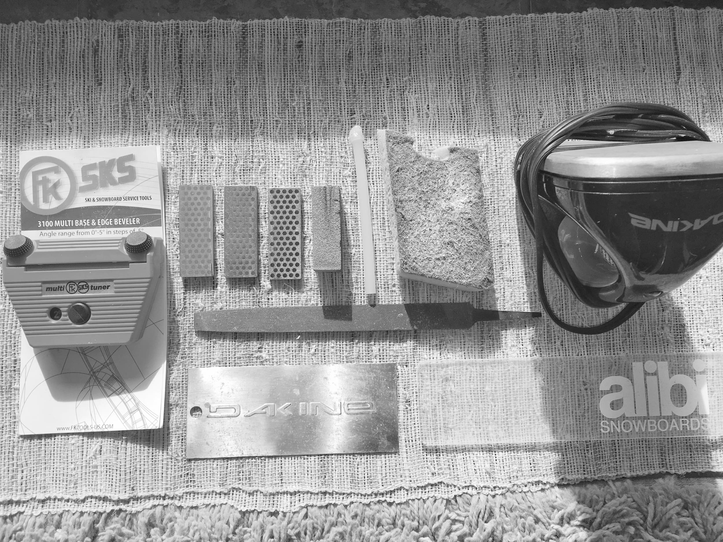 Best Glide Snowboard Tuning and Tools