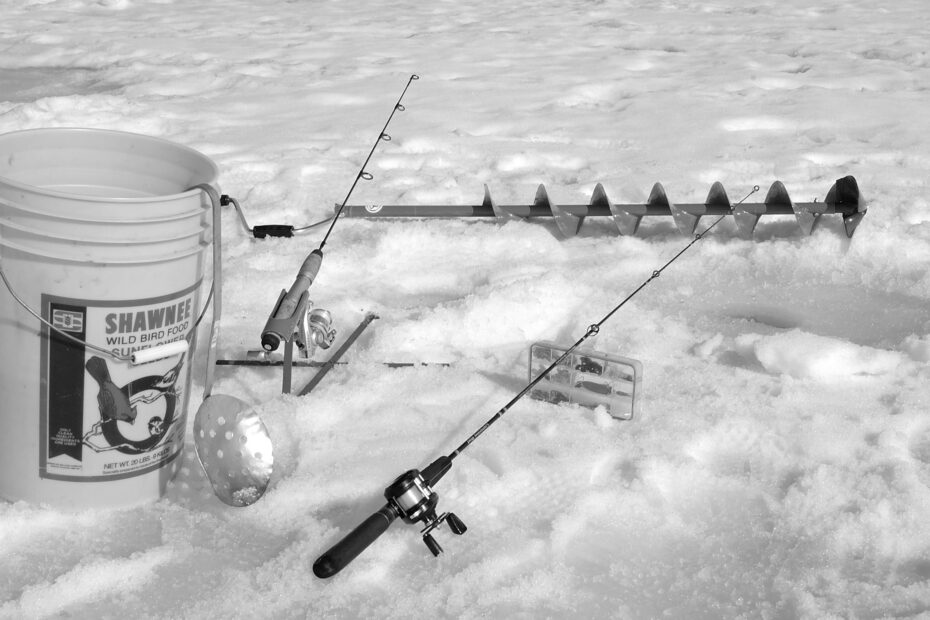 Best Ice Fishing Equipment