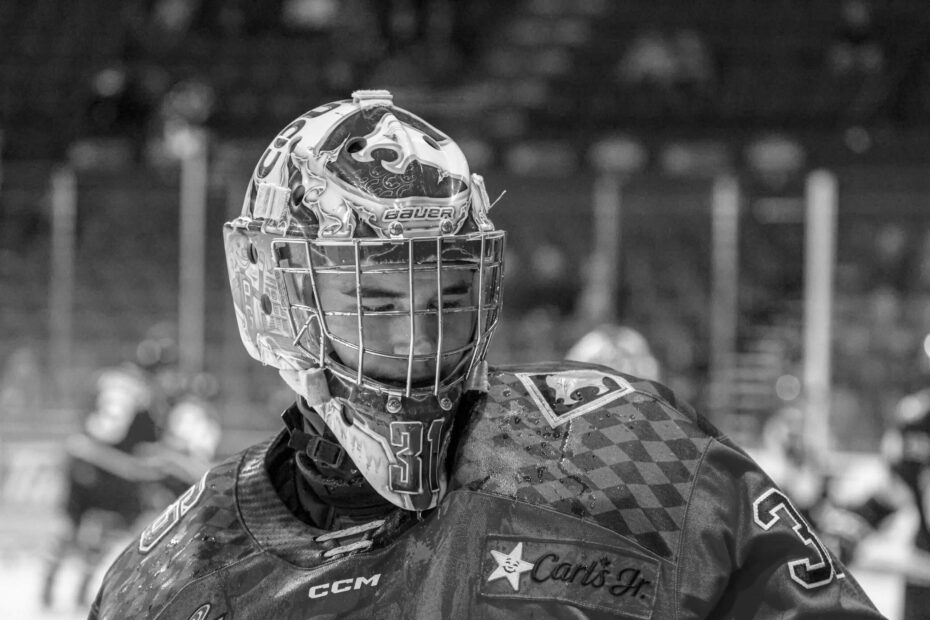 Best Ice Hockey Goalkeeper Catchers