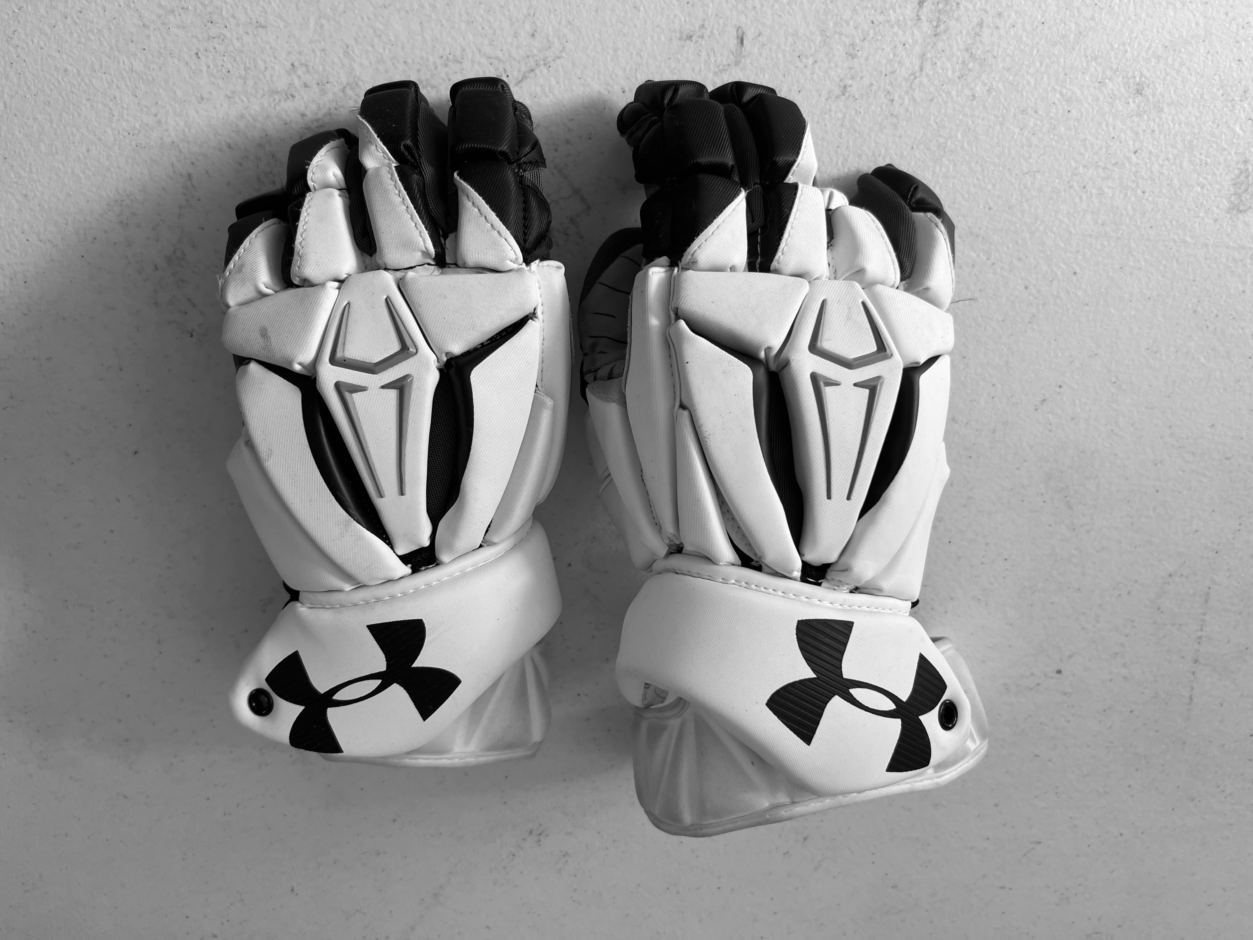 Best Lacrosse Goalkeeper Gloves