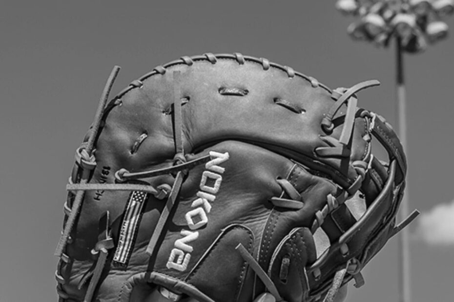 Best Softball First Baseman's Mitts