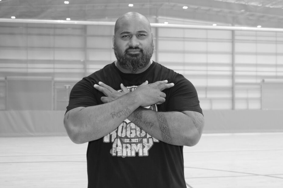 Bad Luck Fale Wrestler