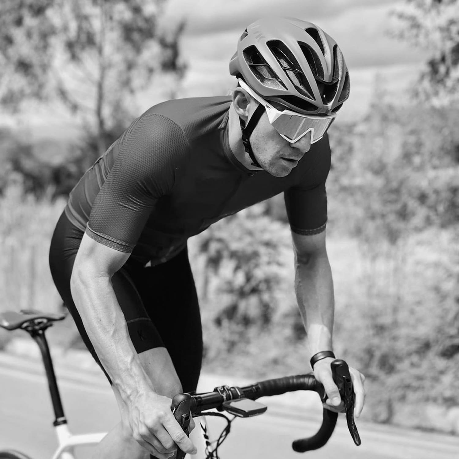 Best Short Sleeve Men's Cycling Jerseys