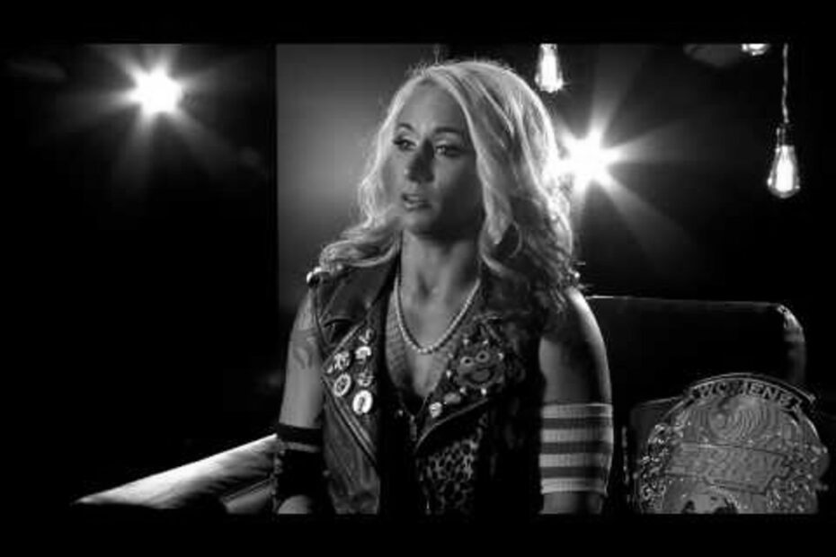 Christina Von Eerie Wrestler