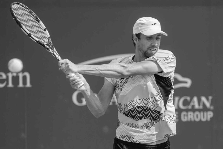 Gene Mayer Tennis Player