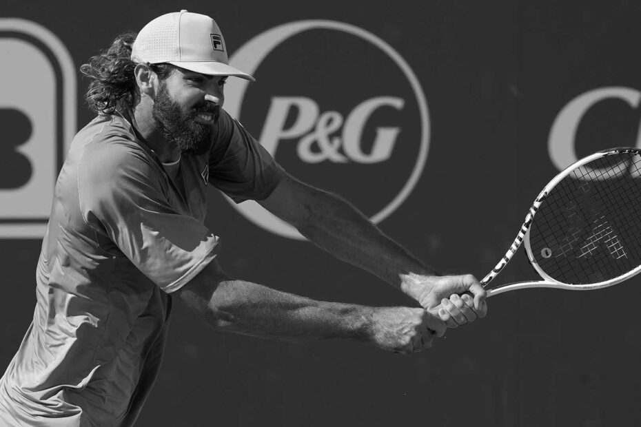 Guillermo Vilas Tennis Player