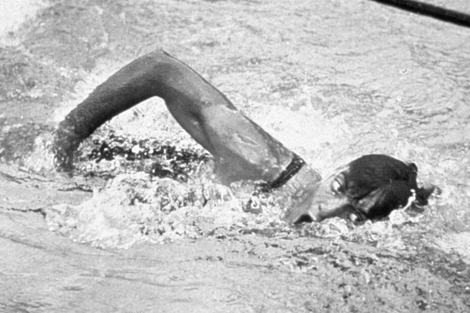 Johnny Weissmuller Swimmer