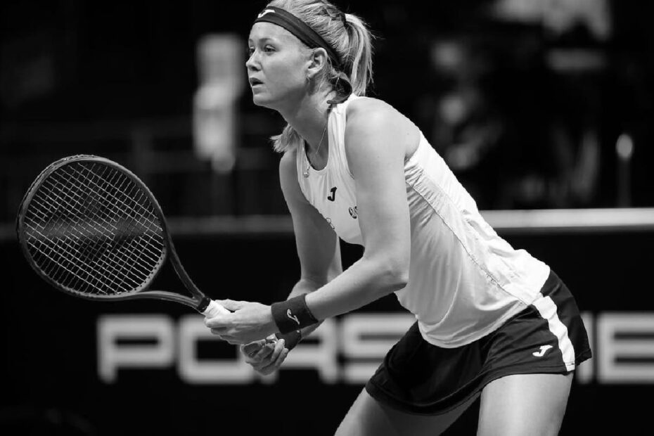 Marie Bouzkova Women's Tennis Player