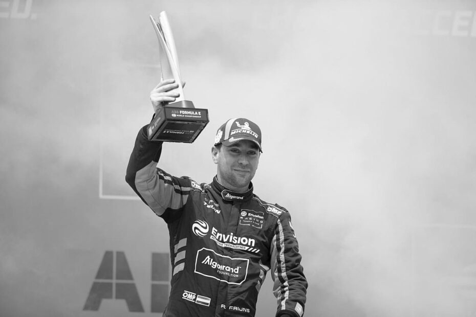Robin Frijns Race Car Driver