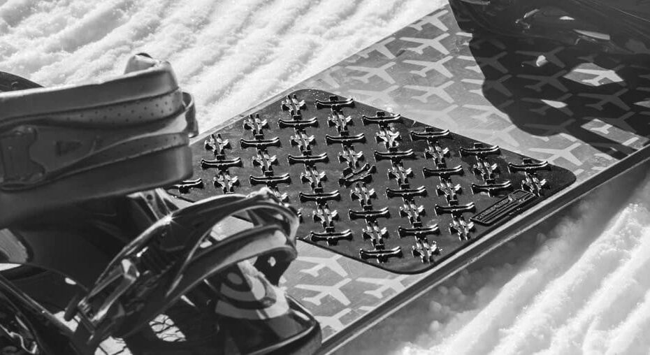 Snowboarding Stomp Pads