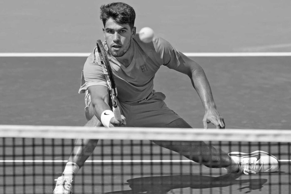 Victor Pecci Tennis Player