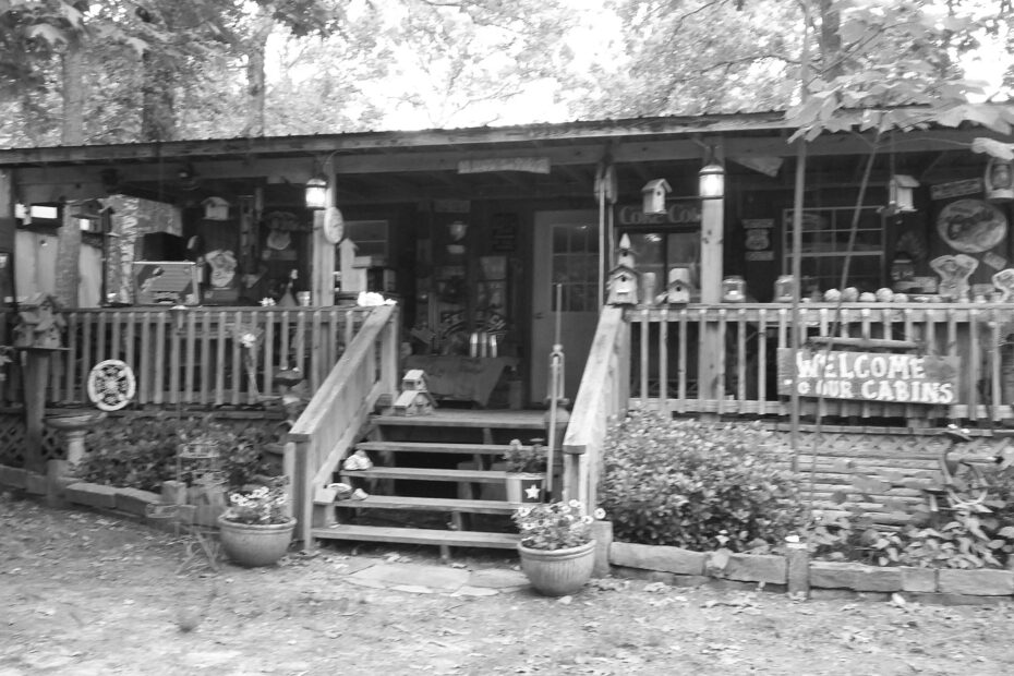 Best Palestine Campgrounds
