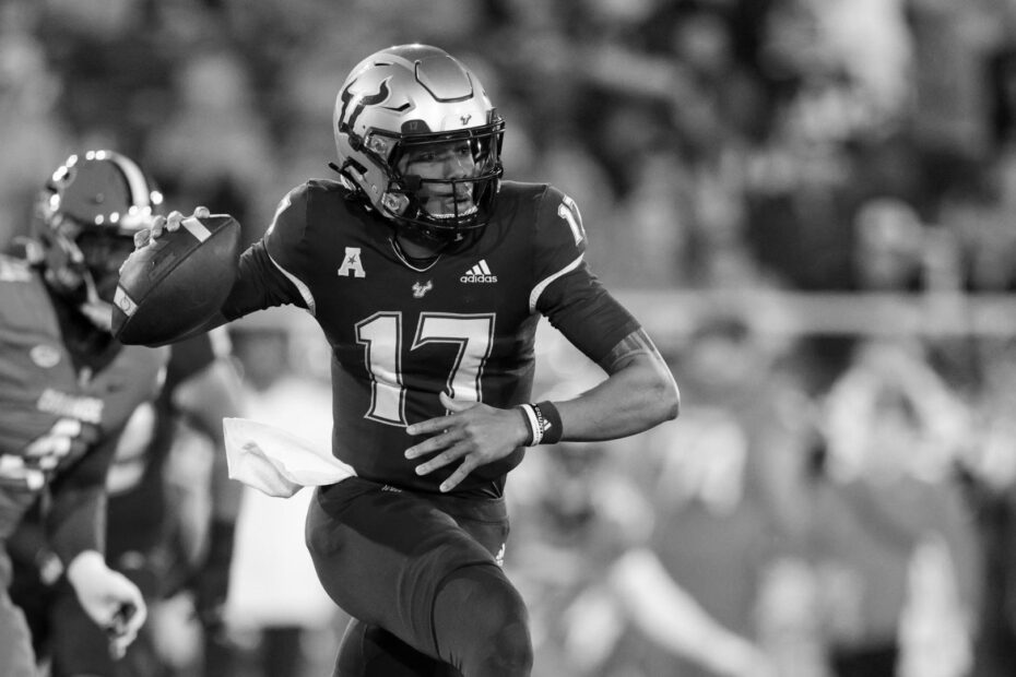 Byrum Brown college football quarterback