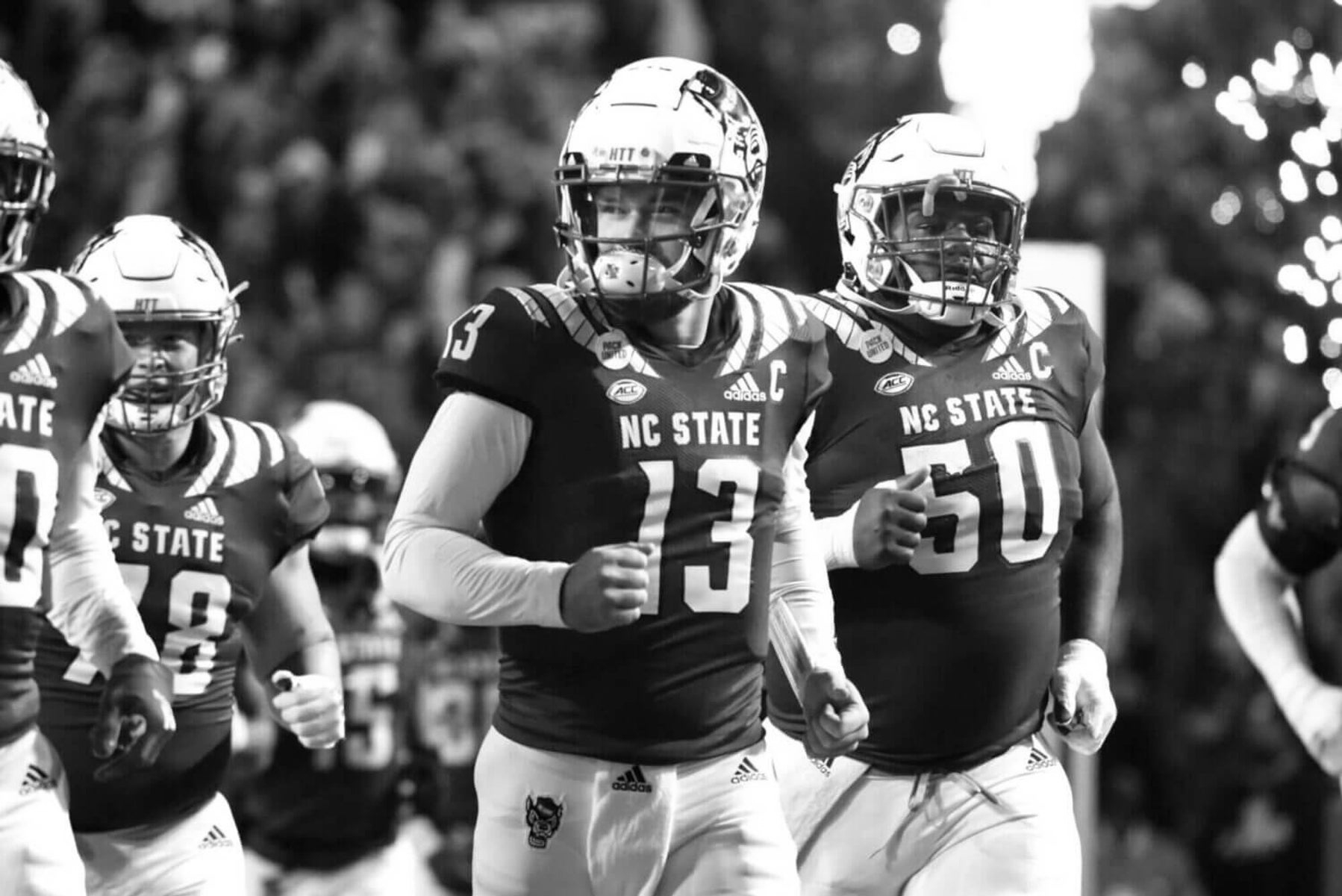 Devin Leary college football quarterback