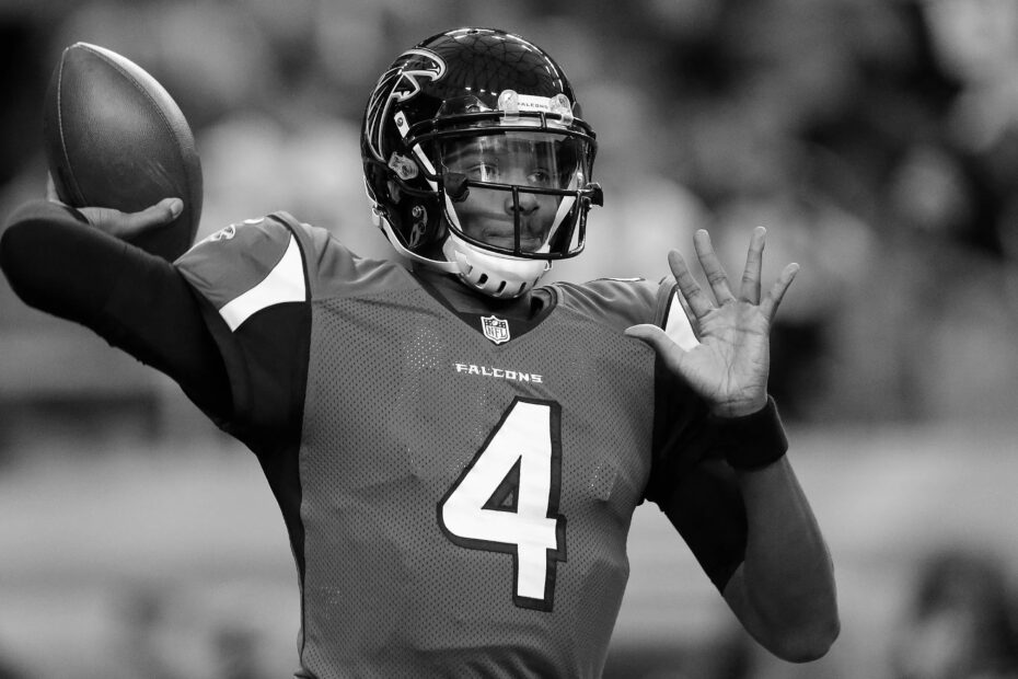 Dominique Davis college football quarterback