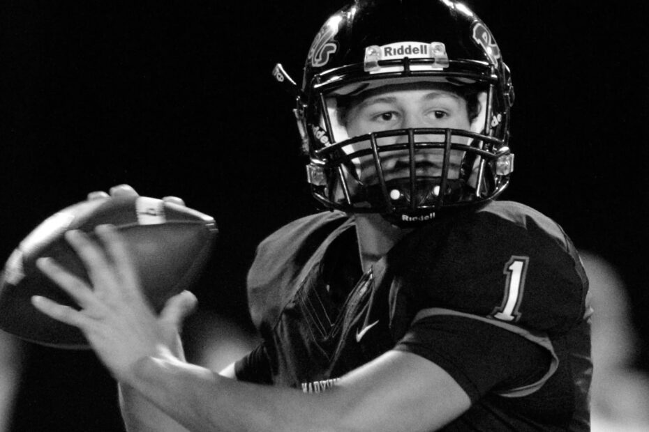 Dylan Hopkins college football quarterback