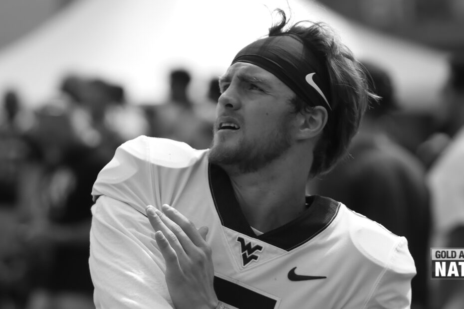 Garrett Greene college football quarterback