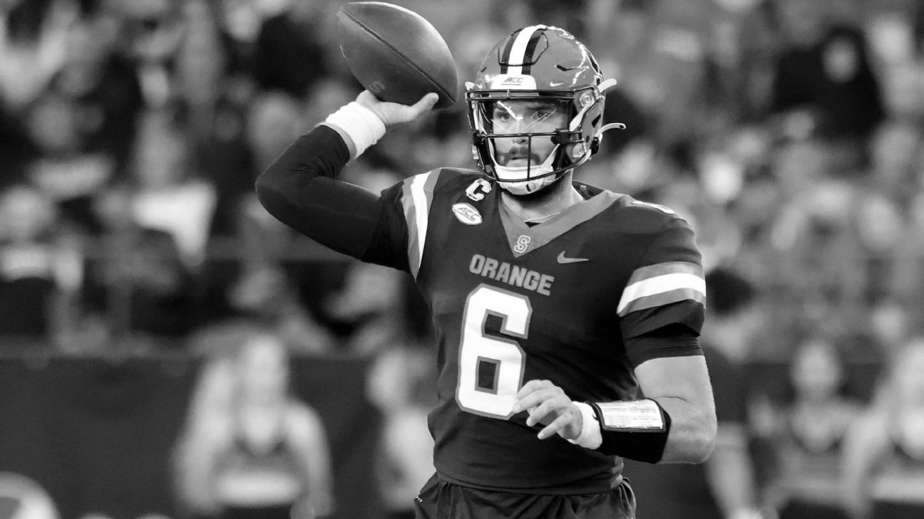 Garrett Shrader college football quarterback