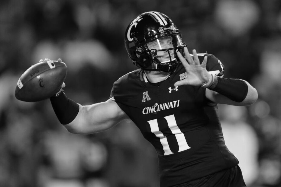 Gunner Kiel college football quarterback
