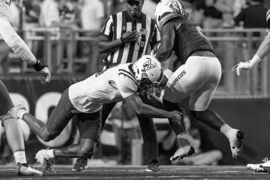 Isaiah Green college football quarterback