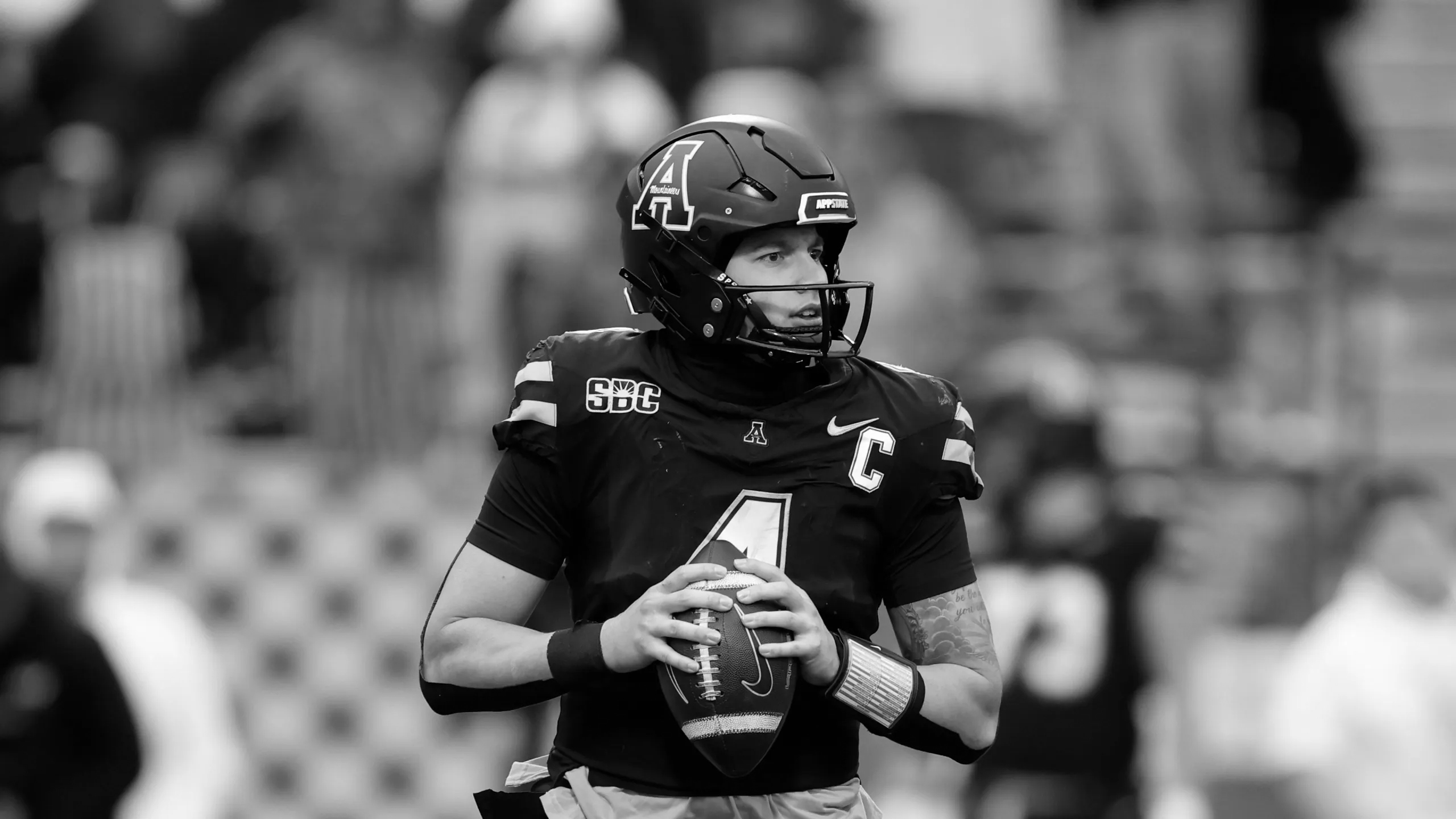 Joey Aguilar college football quarterback