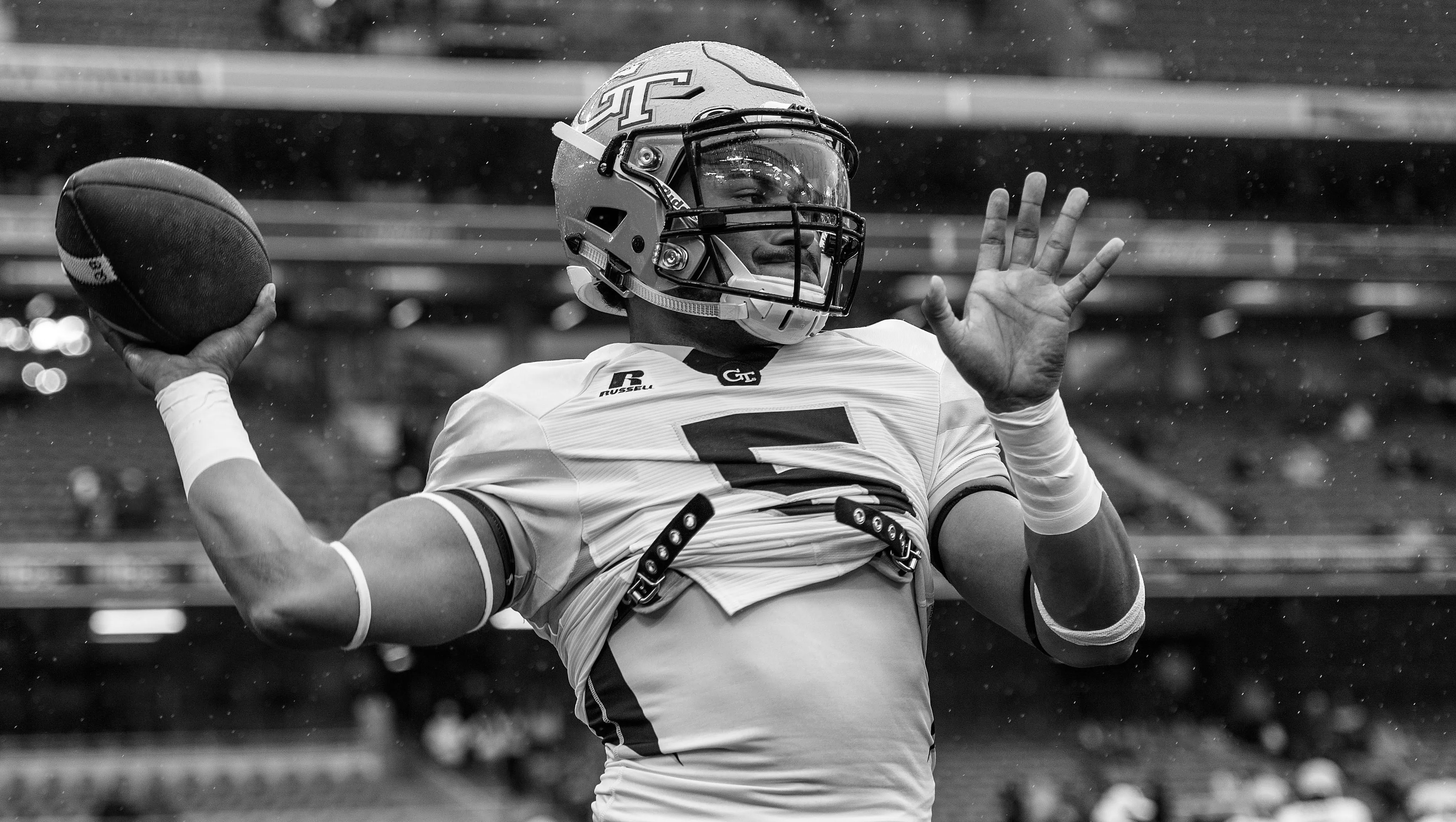 Justin Thomas college football quarterback